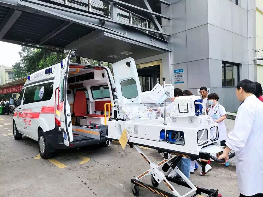 溆浦县长短途救护车转院